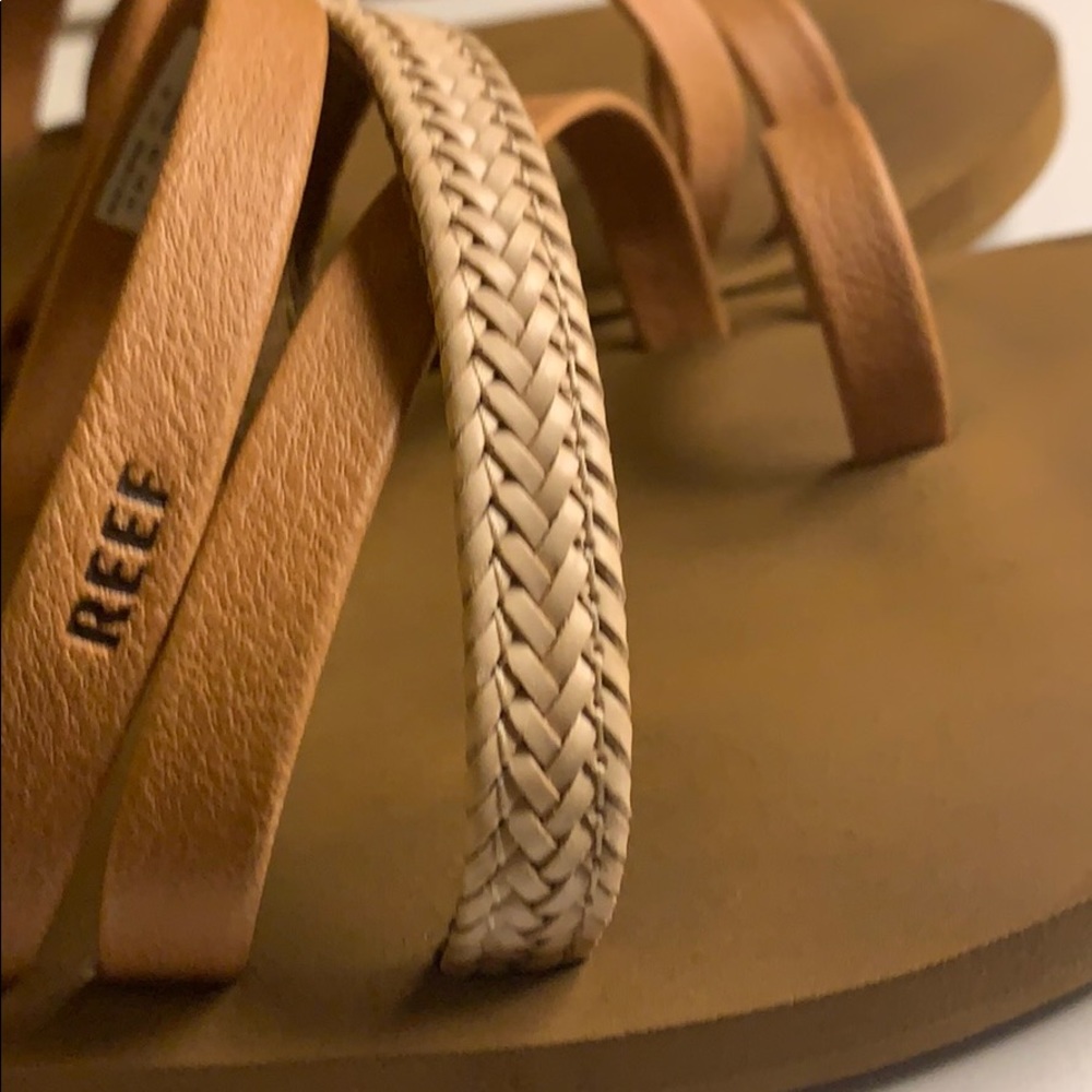 reef beach slippers